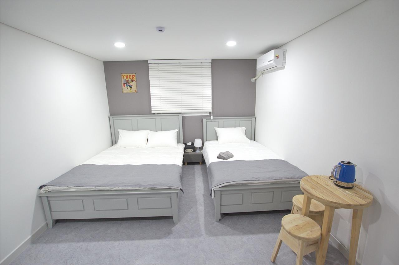 Incheon Airport Yj Guesthouse Bagian luar foto